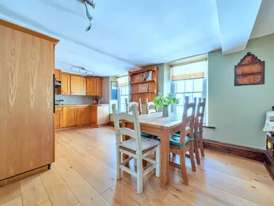 DiningRoom