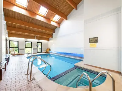 PoolOfHouse