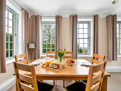 DiningRoom