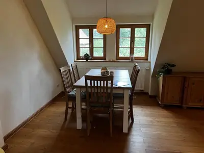 Esstisch Ferienwohnung Seibel
