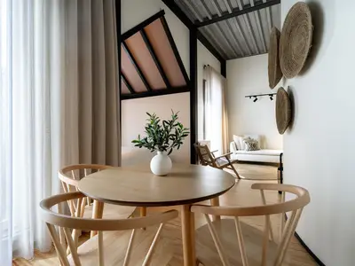 DiningRoom