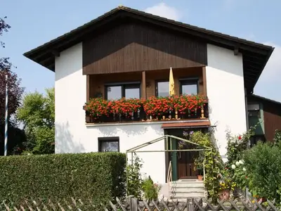 Ferienwohnung für 5 Personen (80 m²) in Walleshausen 1/10