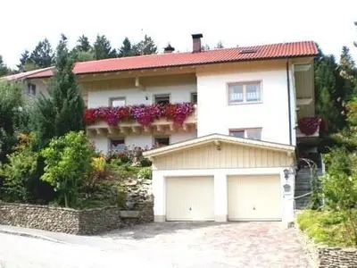 Haus Vorderansicht