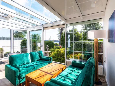 Ferienwohnung Lakeside House Blick in den Wintergarten