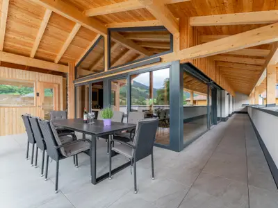 Terrasse / Balkon