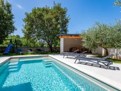 pool