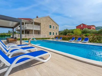 pool