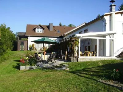 überdachte Terrasse