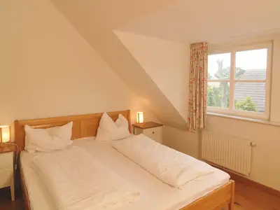 Ferienwohnung für 3 Personen (75 m²) in Krummhörn 8/10