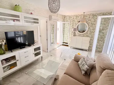 Ferienwohnung für 2 Personen (56 m²) in Torrox 1/9