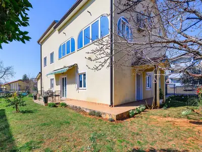 Ferienwohnung für 5 Personen (50 m²) in Murine 5/10