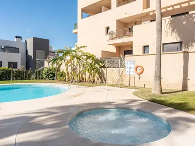 PoolOfHouse
