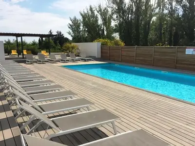 PoolOfHouse