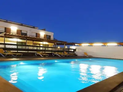 PoolOfHouse