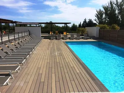 PoolOfHouse