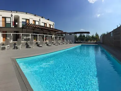 PoolOfHouse