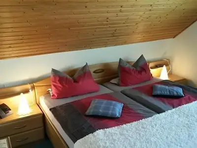 Schlafzimmer 1, Doppelbett