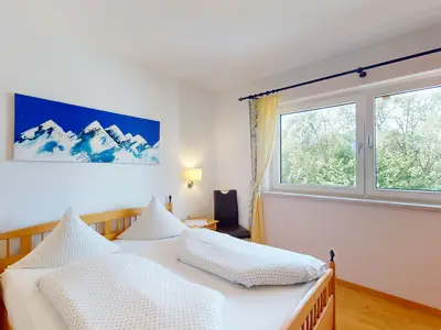 Ferienwohnung-Hinterholzer Schafberg Schlafzimmer