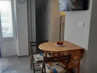 DiningRoom