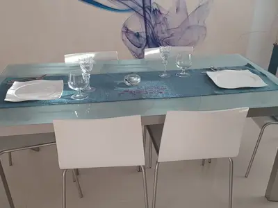 DiningRoom