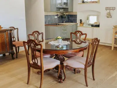 DiningRoom