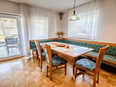 DiningRoom