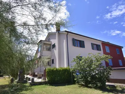 Ferienwohnung für 4 Personen (90 m²) in Juricani 1/10