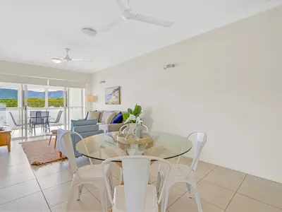 DiningRoom