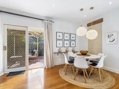 DiningRoom