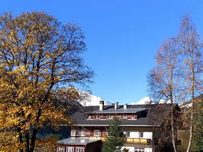 Ostseite im Herbst