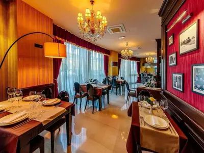 DiningRoom
