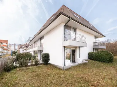 Außenseite Ferienhaus [Sommer]