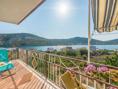 Ferienwohnung für 6 Personen (90 m²) in Vinišće 1/10