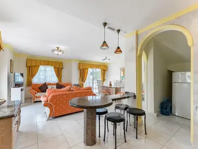 DiningRoom