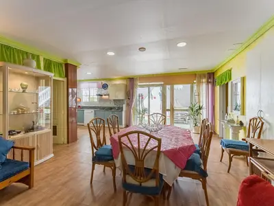 DiningRoom