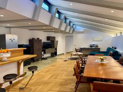 DiningRoom