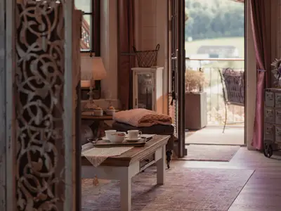 Wohnzimmer mit Balkon – Ihr Platz zum Entspannen