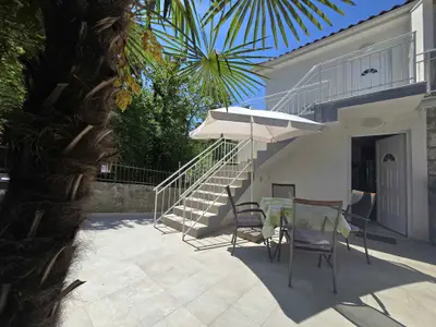 Ferienwohnung für 3 Personen (40 m²) in Njivice 5/10