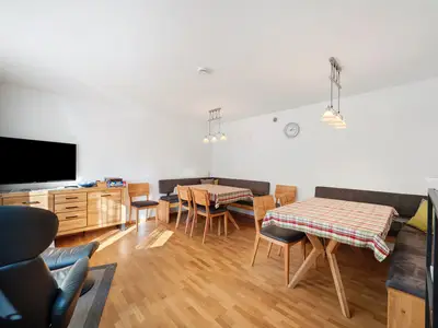 Photo, INSIDE, OUTSIDE