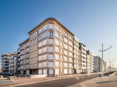 Außenseite Ferienhaus [Sommer]