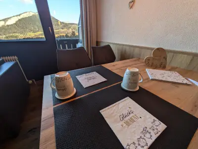 Esstisch in der Ferienwohnung