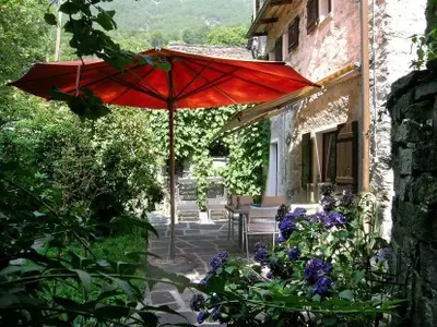 Lauschiger Sitzplatz zur alleinigen Benutzung