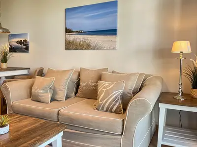 Wohnzimmer mit Couch