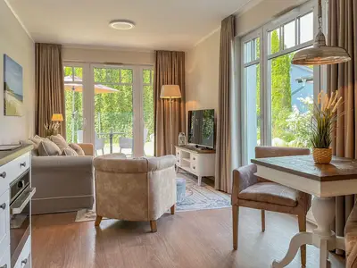 Wohnzimmer mit Essbereich