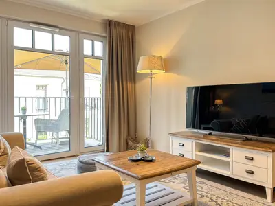 Wohnzimmer mit Blick zum Fernseher