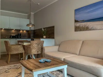 Wohnbereich mit Blick Zur Küchenzeile