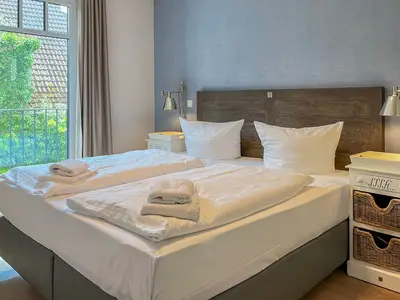 Doppelbett im Schlafzimmer