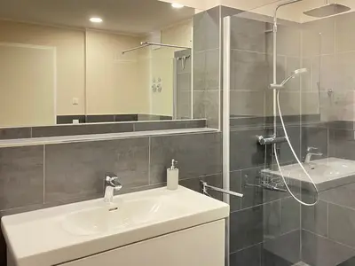 Badezimmer mit Waschbecken