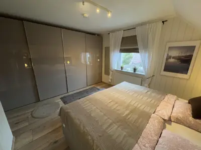 Schlafzimmer-Schrank