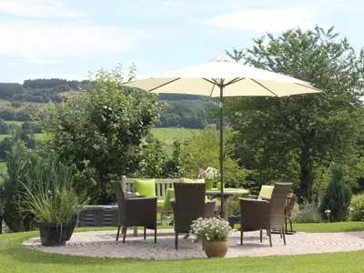 Sitzgruppe_im_Garten